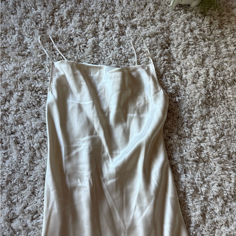 Fleur du Mal Elegant Cream Mini Dress - Picture 4 of 7